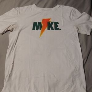 Michael Jordan Gatorade lightning bolt shirt Sz L